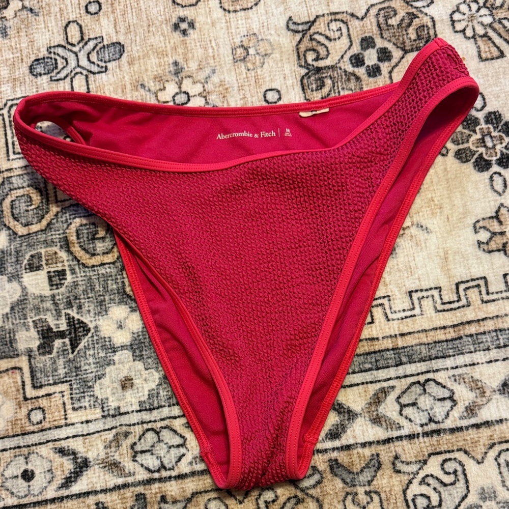 Abercrombie & Fitch Swim Bottom 
size M like new